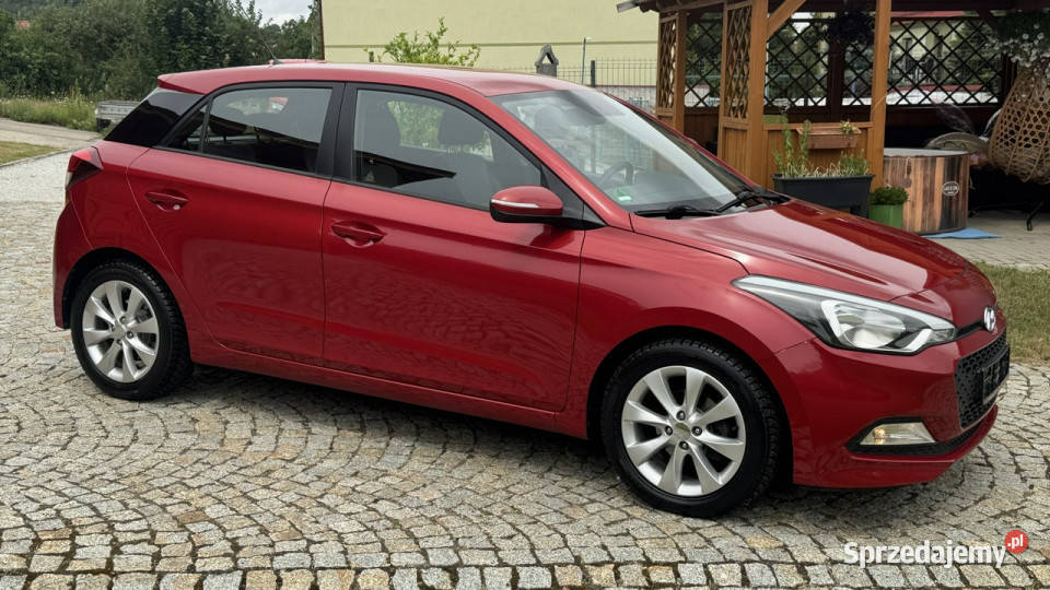 Hyundai i20 125 Benzyna 85 z Niemiec Nowe opony VAT marża Strzegom sprzedam