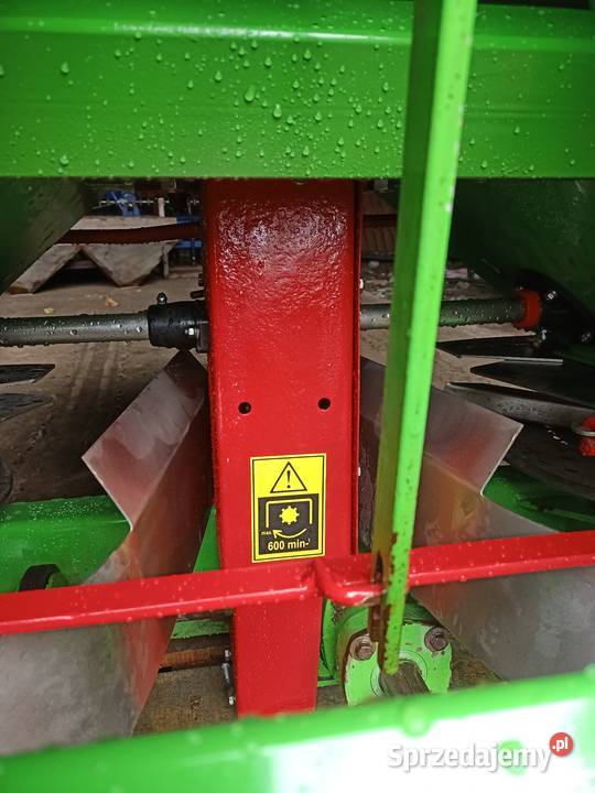 Sprzedam rozsiewacz nawozu Unia Brzeg ms mx nieuszkodzony Kutno