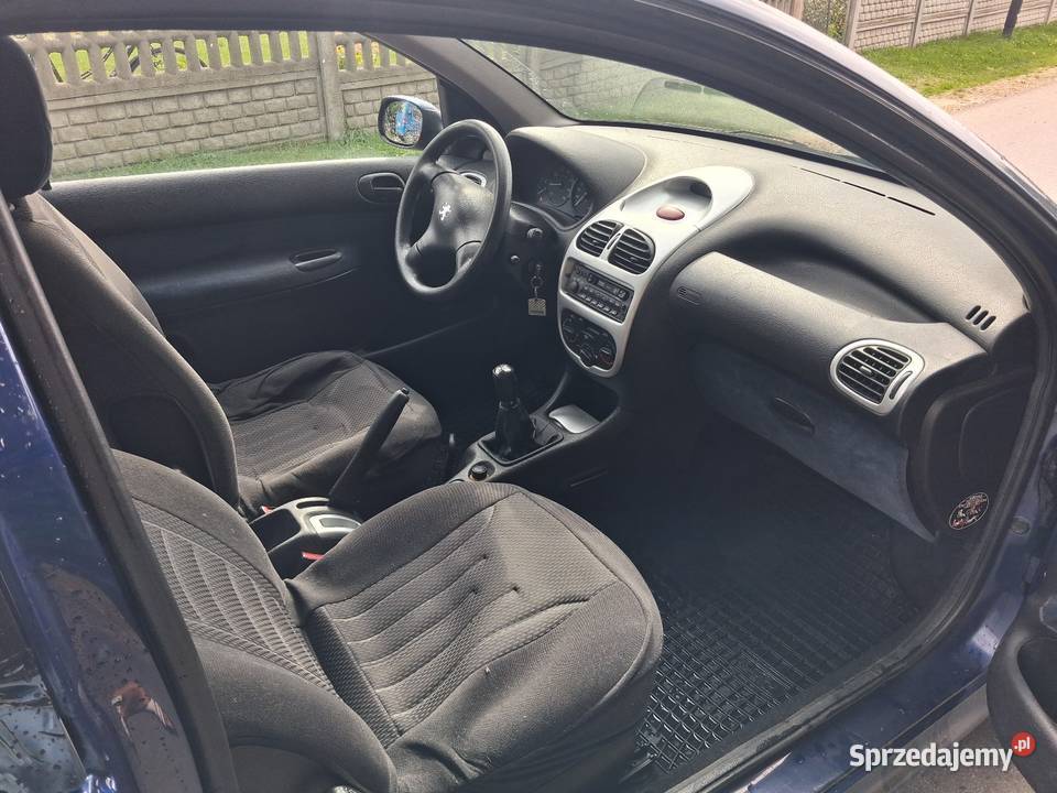 Peugeot 206 14 benzyna możliwa zamiana radio Motoryzacja łódzkie