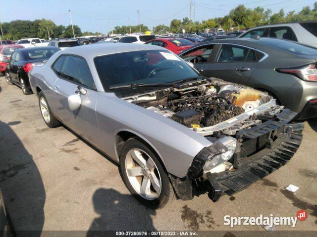 Dodge challenger sxt plus 36 auto w Tczew