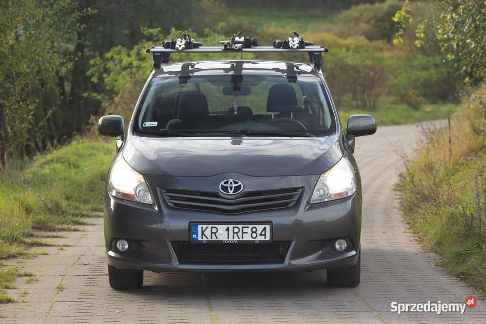 Toyota Verso 18 benzyna 7 Osób Thule Nowe Opony pomorskie Gdynia