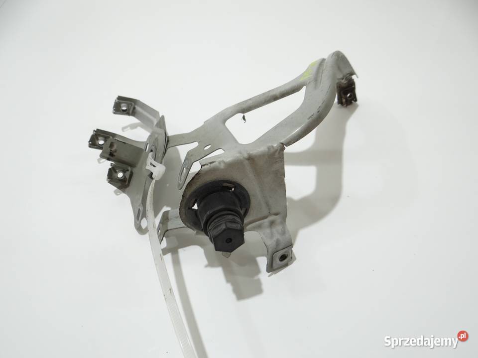 UCHWYT MOCOWANIE BŁOTNIKA LEWE BMW F10 F11 300 lubelskie Strzyżewice