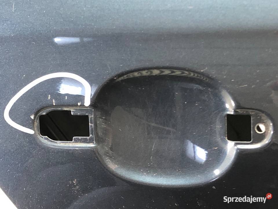 DRZWI PRAWY TYŁ VW GOLF VI Kombi 0914 Części samochodowe