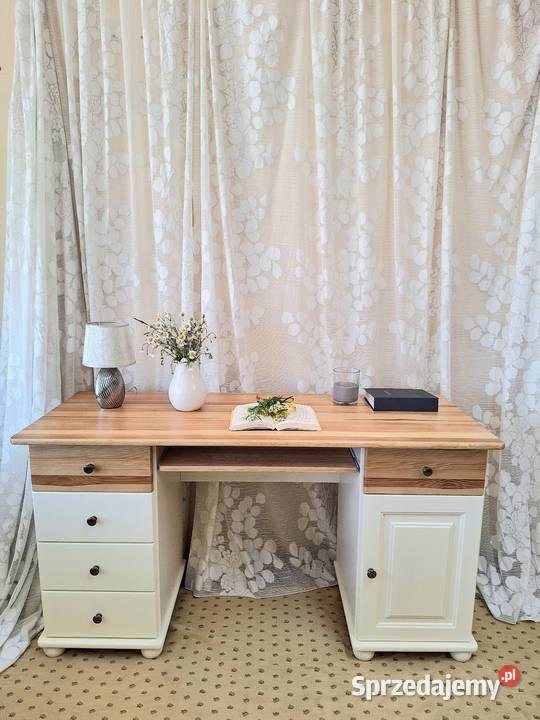 Piękne biurko drewniane sosnowe proste