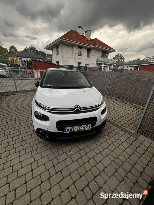 Sprzedam Citroen C3 SHINE 12 PureTech 82 Salon Zielonka