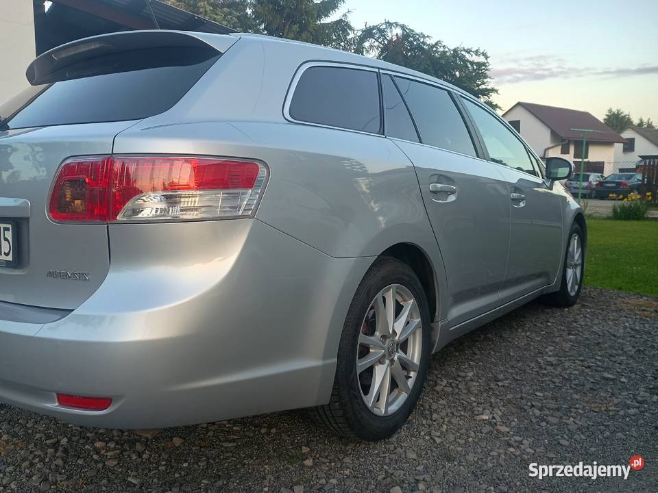 Toyota Avensis T27 Kombi 2011 r 22 D4D 150 podkarpackie Dobieszyn