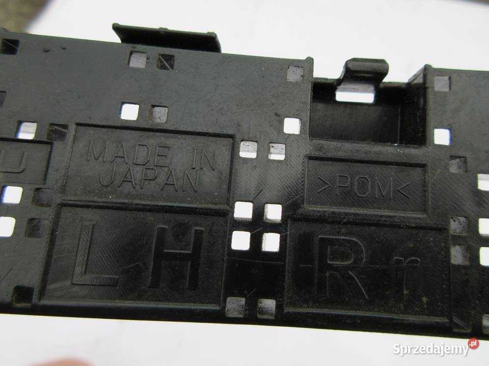 ŚLIZG ZDERZAKA LEWY TYŁ SUBARU FORESTER IV śląskie Ruda Śląska