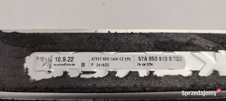 SKODA KAROQ LISTWY PROGOWE PRZÓD KOMPLET Progi