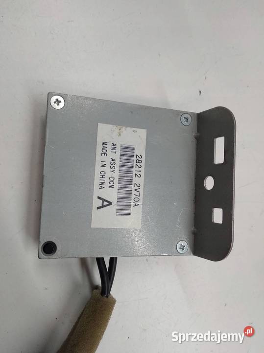 WZMACNIACZ 28212 2V70A Infiniti Q50 I 2013 świętokrzyskie