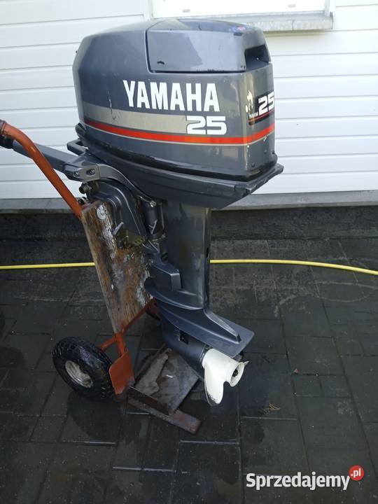 Silnik Zaburtowy Yamaha 25 Tłuszcz