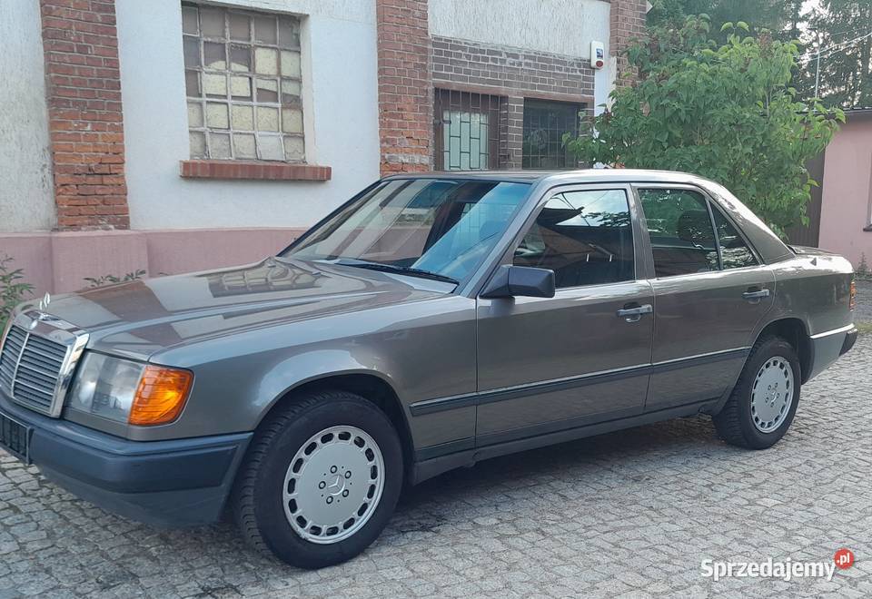 Mercedes 124 1998 4x4 30 benzyna Oldtimer nieuszkodzony Kamienna Góra