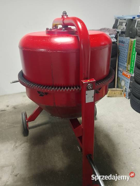 Sprzedam Betoniarkę świętokrzyskie