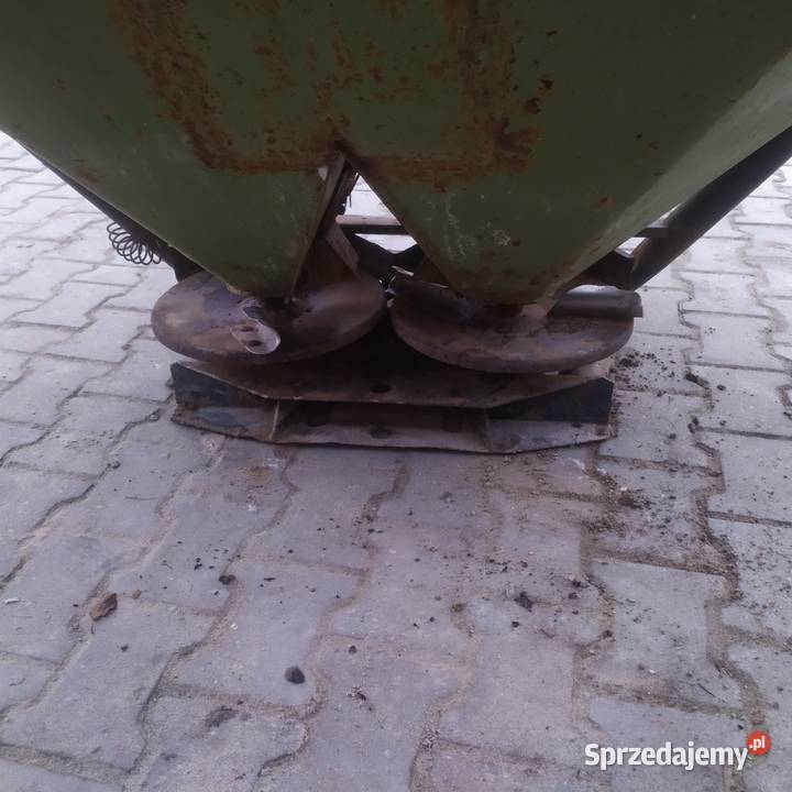 Rozsiewacz nawozów Amazone 1000l Rozsiewacze nawozów Rolnictwo lubelskie Pniówek