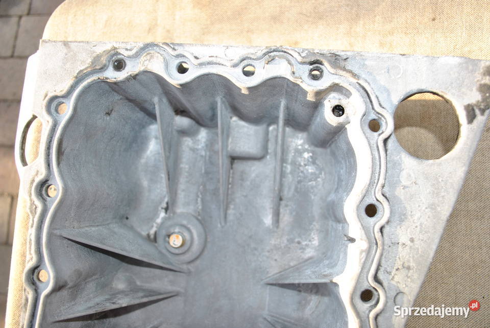 Misa olejowa RENAULT OPEL NISSAN Trafic2 Vivaro Poręba