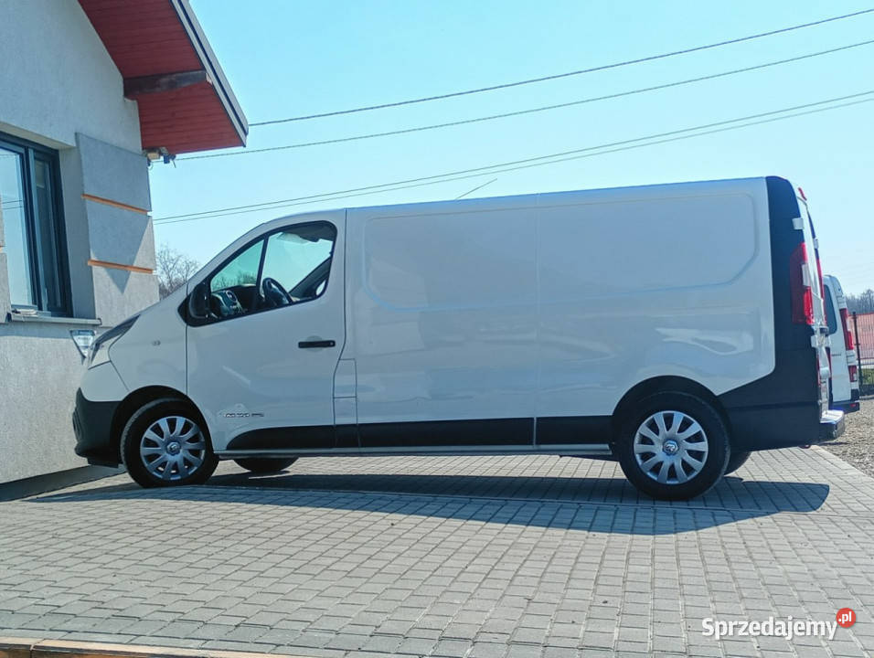 Renault Trafic wersja długa klima wielofunkcyjna kierownica