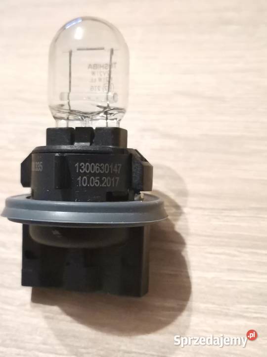 BMW F22 F23 F87 OPRAWKA ZARÓWKI LAMPY TYŁ Międzychód