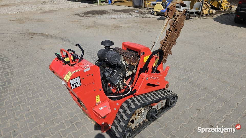Koparka łańcuchowa Ditch Witch C24X 2017 Honda Sochaczew sprzedam