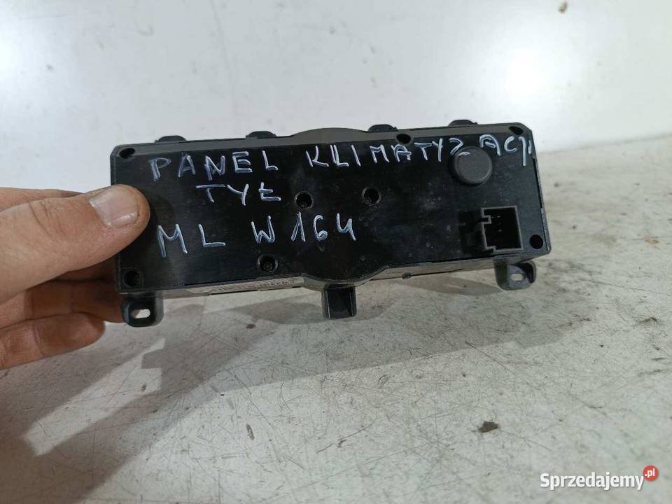 PANEL KLIMATYZACJI MERCEDES W164 A1648209489