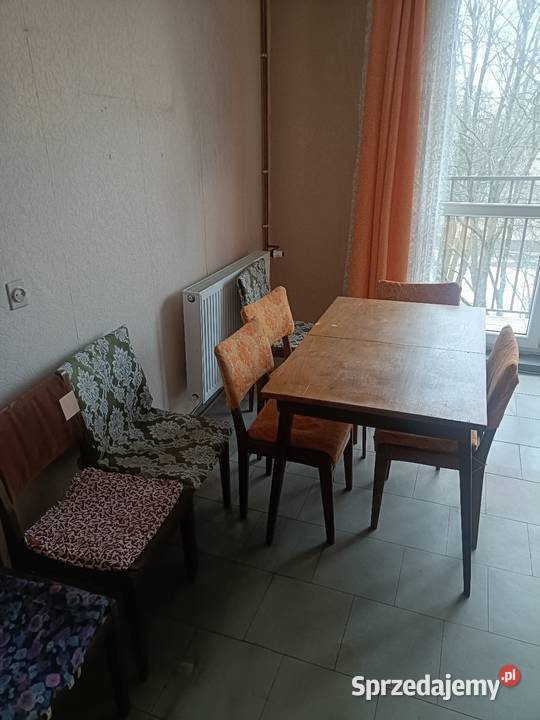 Stół drewniany rozkładany z krzesłami łódzkie Łódź