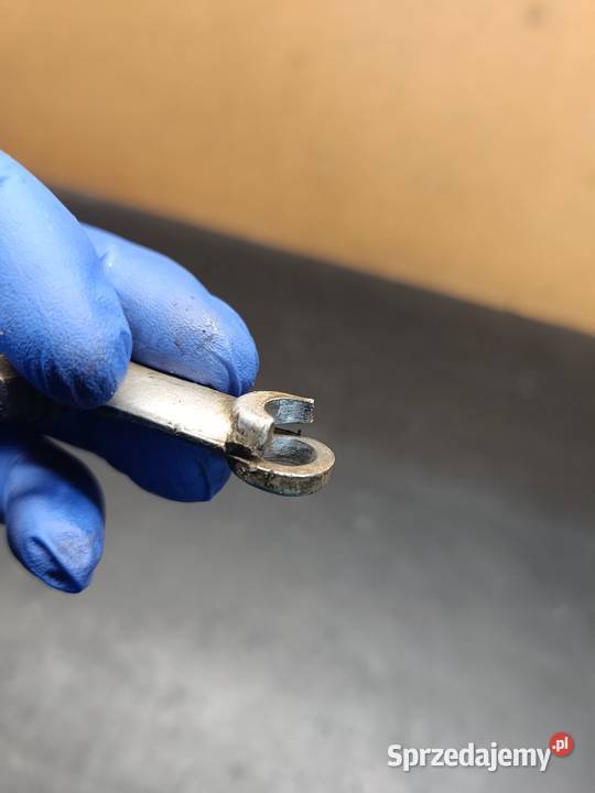 Dźwignia ramię wysprzęglik sprzęgło silnik Gołaczewy