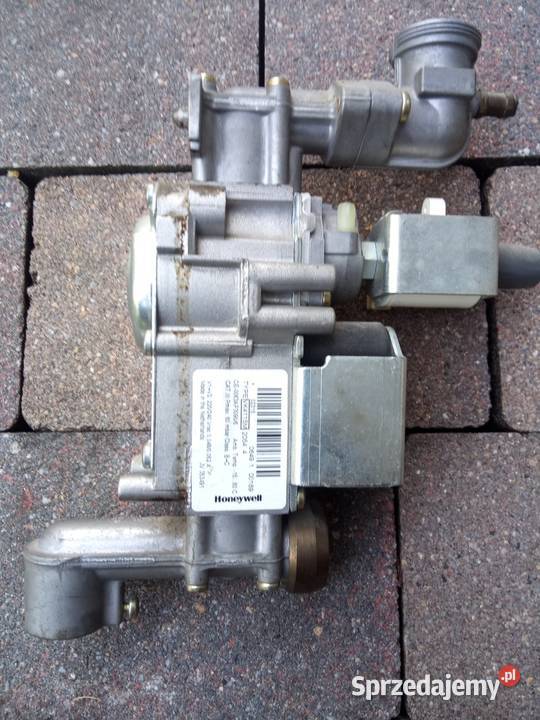 Zawór gazowy z kotła Vaillant VUW INT 180 Kotły i Piece CO Zembrzyce