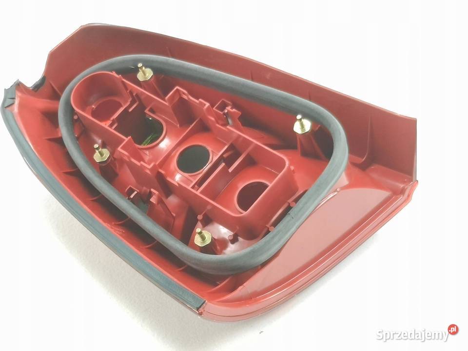 LAMPA PRAWA TYŁ AUDI A4 B5 A6 C5 05 NOWA MAGNETI