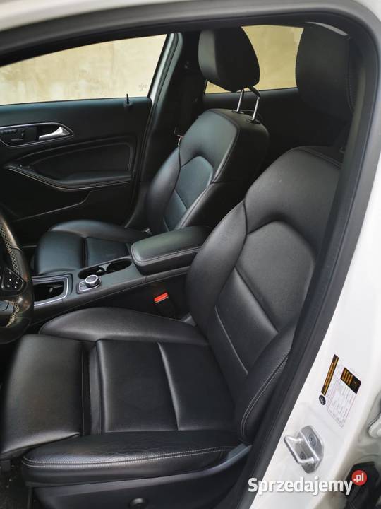 MERCEDES GLA 230 benzyna