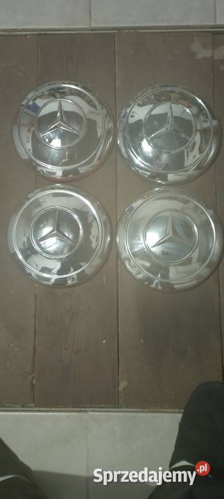 Mercedesa kołpaki sprzedam całość 50 sztuk Kołpaki