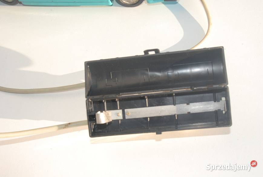 Stara zabawka samochód autko na kabel antyk PRL Cieszyn sprzedam