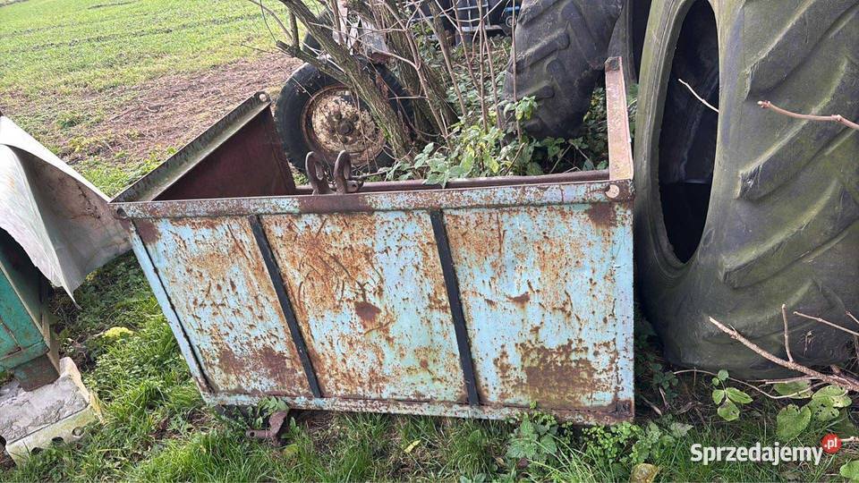 Skrzynia transportowa na tył ciągnika
