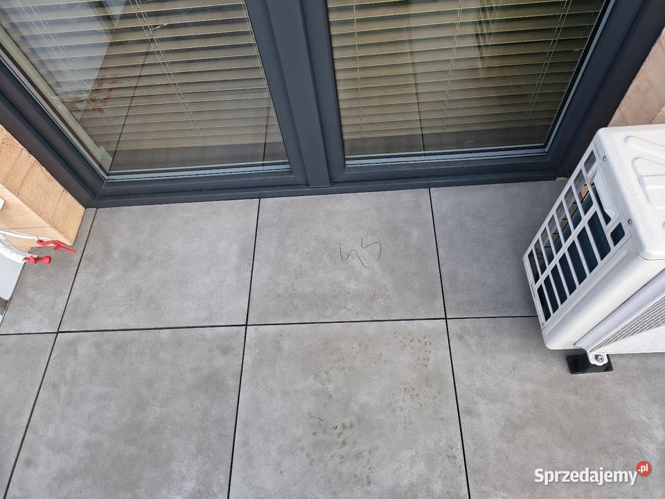 Gres 2 60x60 20 całych i pozostałe łódzkie Zgierz