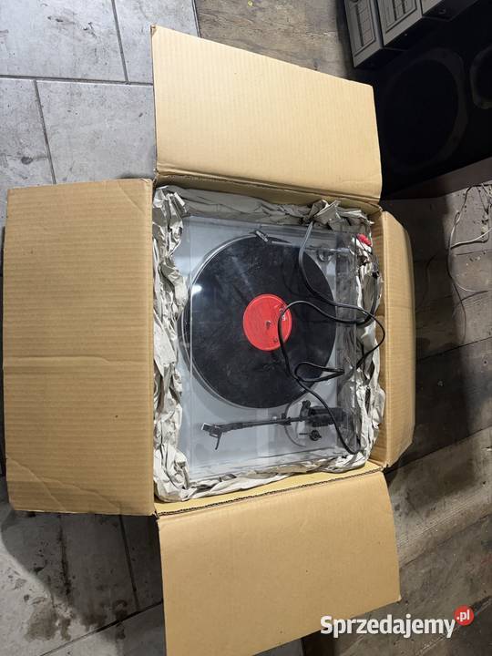 Gramofon stereo składanka TOSHIBA stan super dolnośląskie Miłoszyce