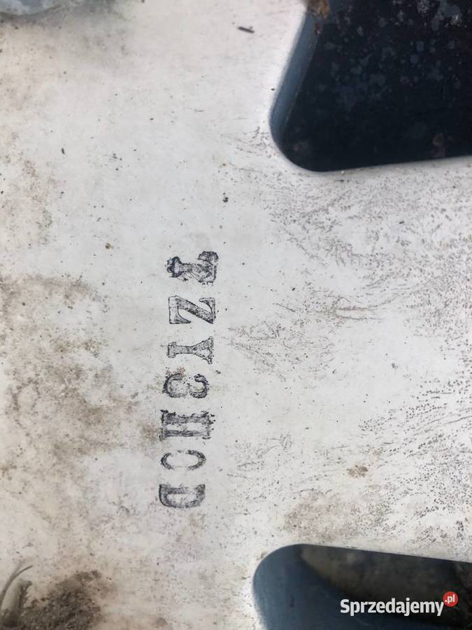 Yamaha 2T czapa silnika Piła