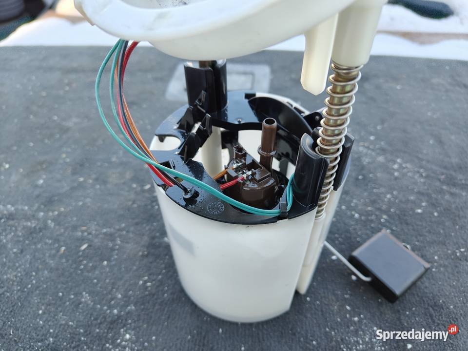 Bmw e87 e90 pompa paliwa benzyna kompletna 100 łódzkie Aleksandrów Łódzki