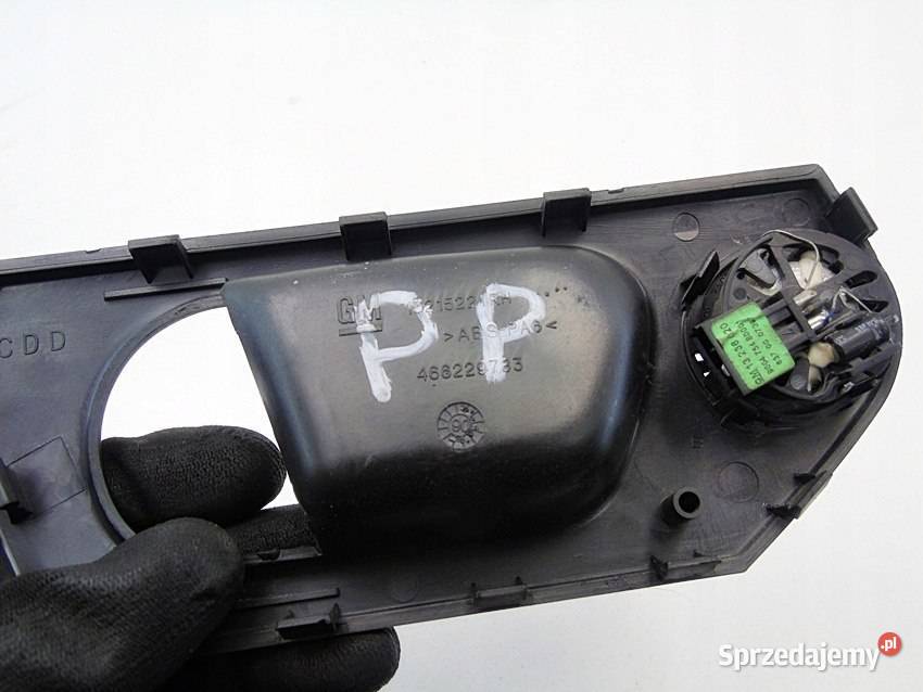 Osłona rozeta klamki wewnętrznej prawy przód