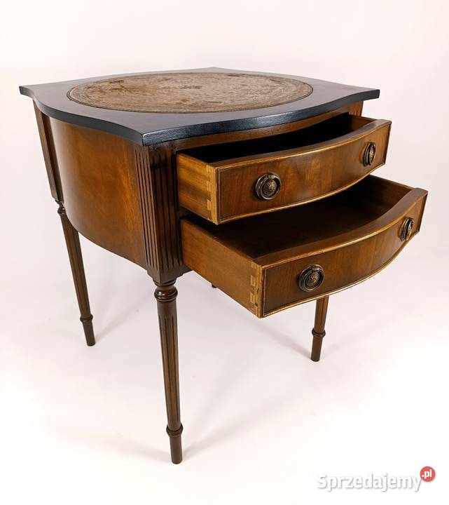 Drewniany stolik z szufladkami vintage Meble lubuskie Zielona Góra