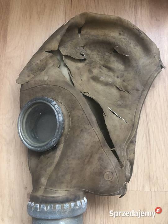 Maska wojskowa przeciwgazowa  z otworem Kołobrzeg