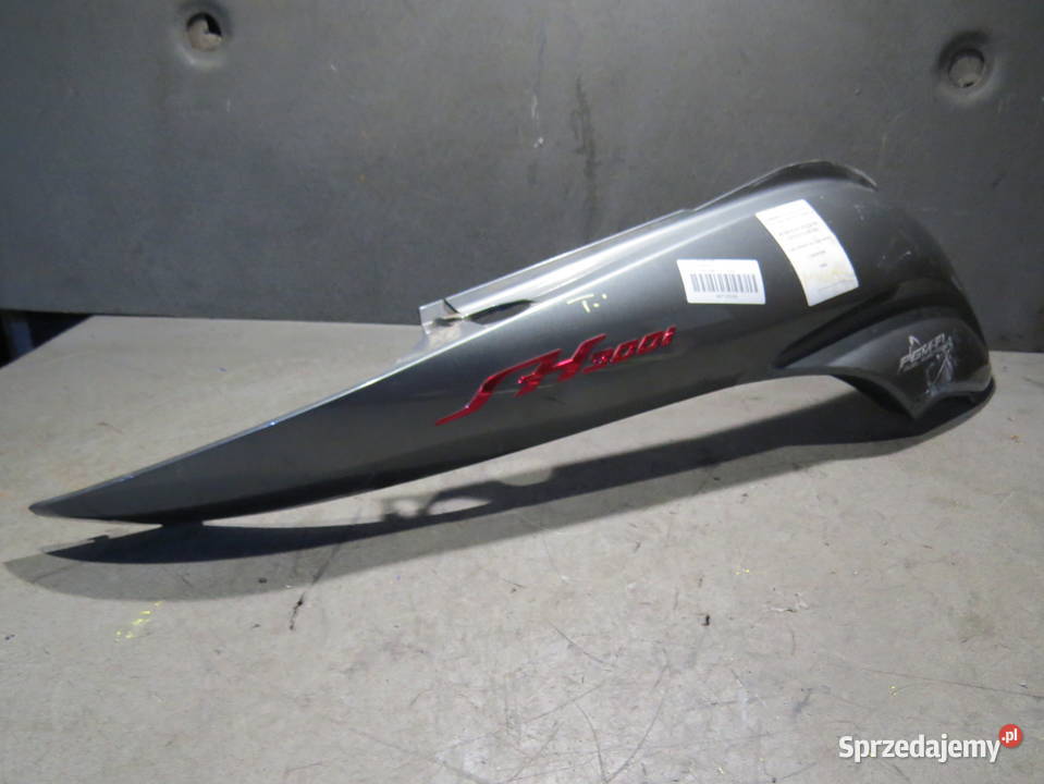 HONDA SH 300 SH300 300I 2010 bok boczek owiewka Gdańsk