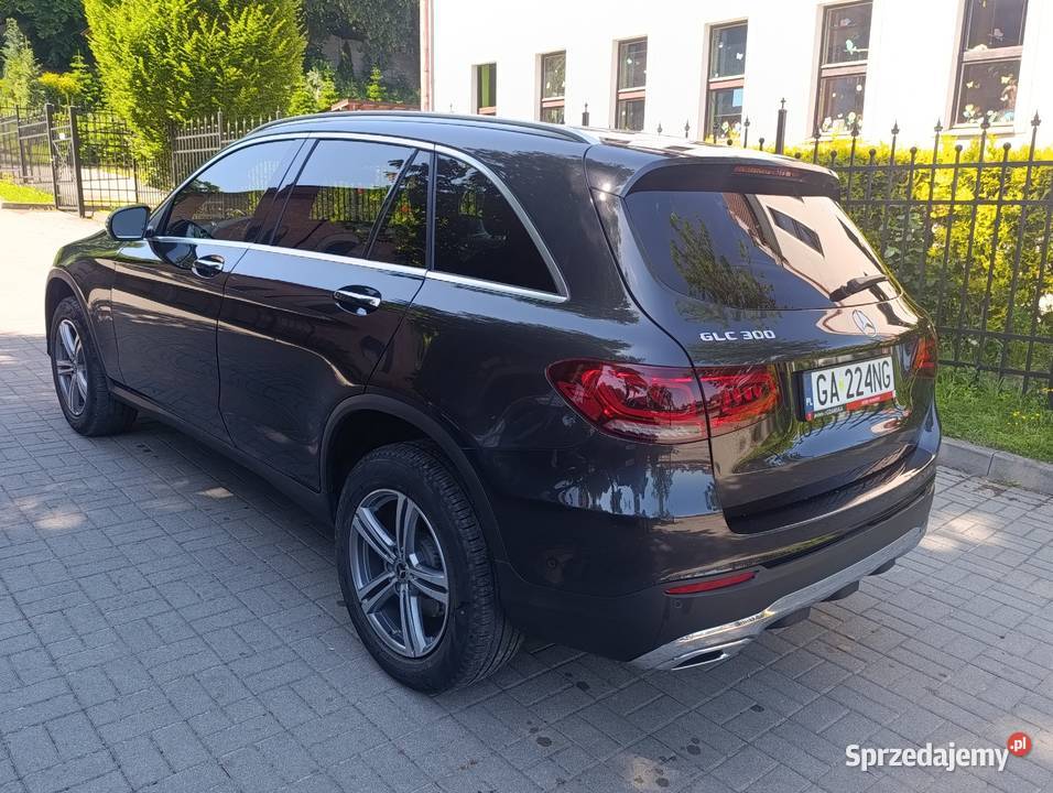 Mercedes GLC 300 nowy asystent parkowania Kowalewo
