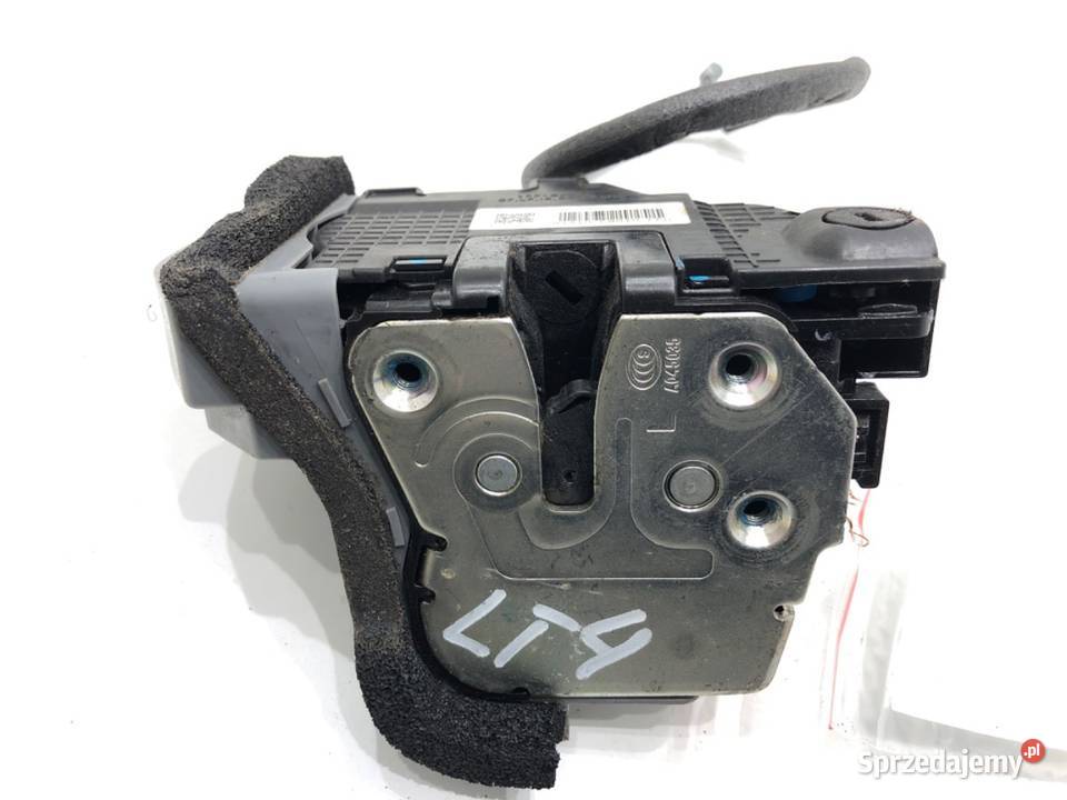 ZAMEK DRZWI LEWY TYŁ HYUNDAI i20 II Hatchback