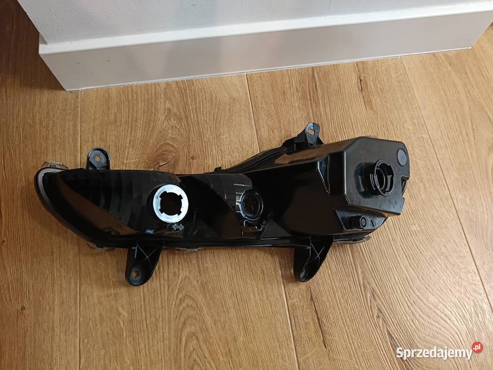 Halogen Ford Kuga mk2 Escape 3 żarówki Poznań sprzedam