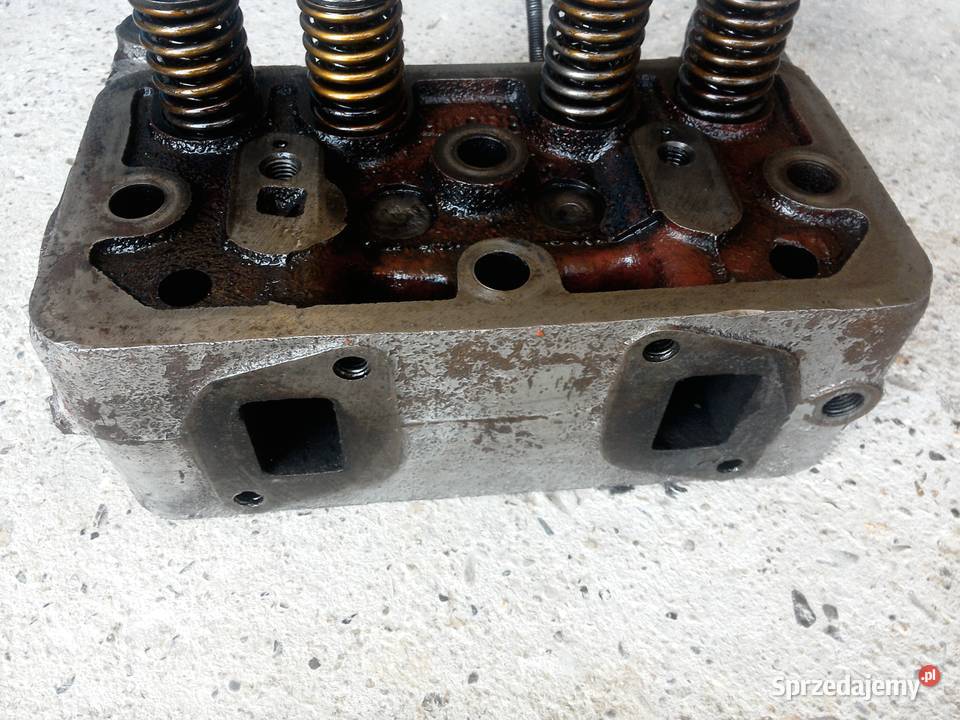 Ursus c 330 głowica sprężarka