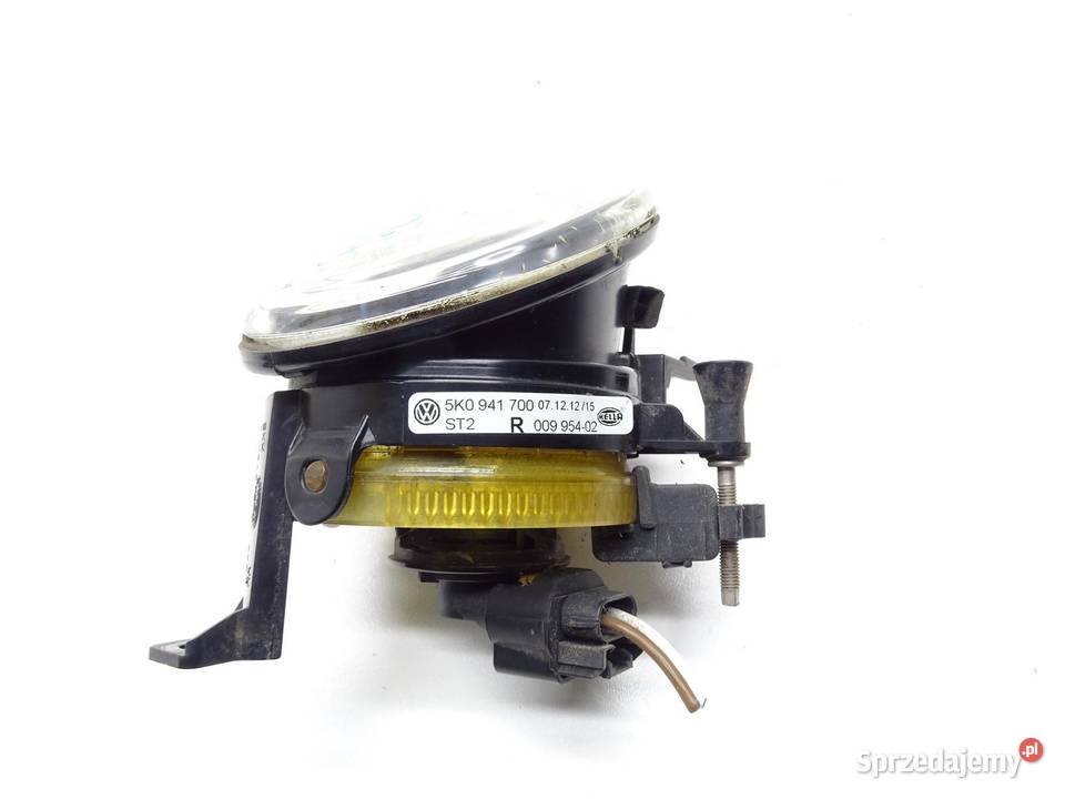 LAMPA HALOGEN PRZECIWMGIELNY PRAWY 5K0941700 VW