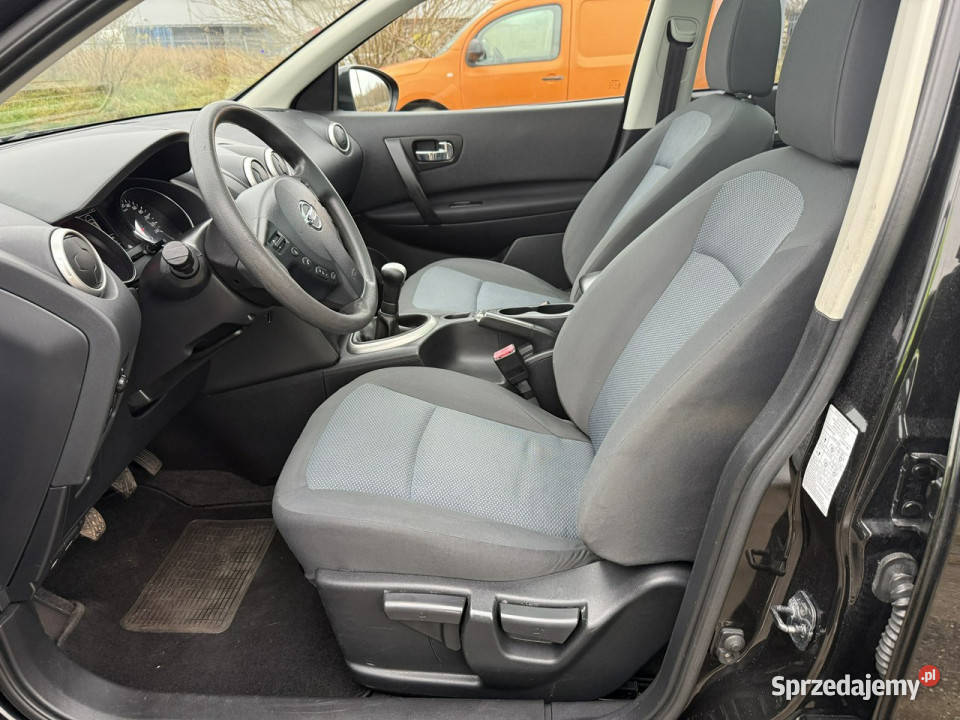 Nissan Qashqai2 Nissan Qashqai2 7 osób 2013 16 Słupsk