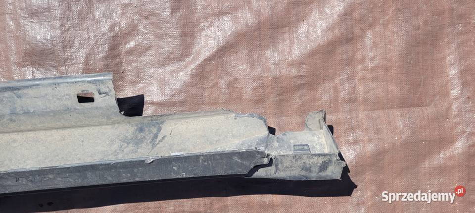 MERCEDES GLA W156 LISTWA PROGOWA PRAWA CHROM osobowe Ruda Śląska