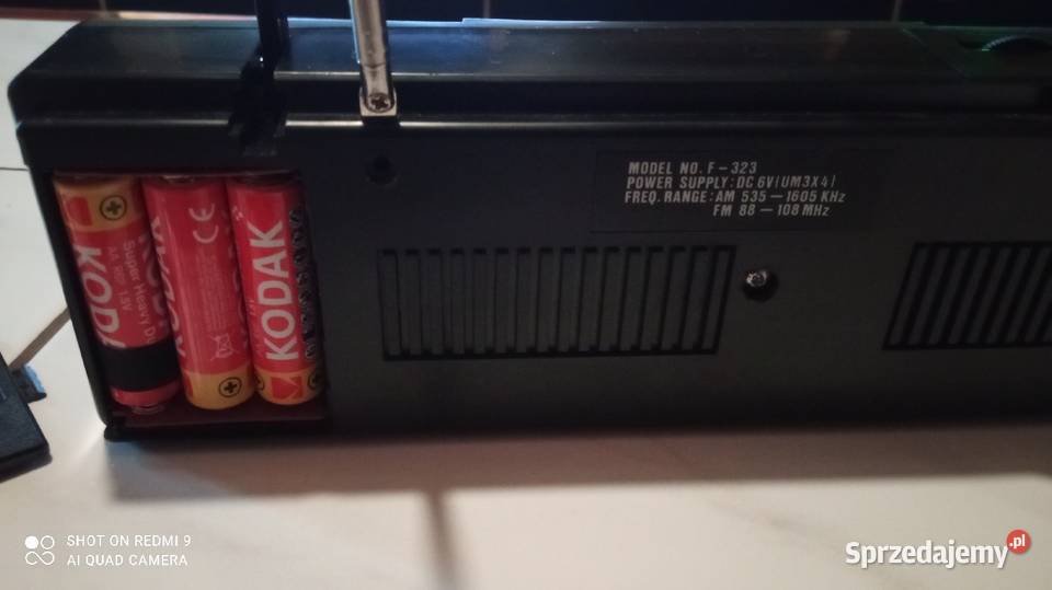 Małe radio na baterie sprawne sprzedam dolnośląskie Wrocław