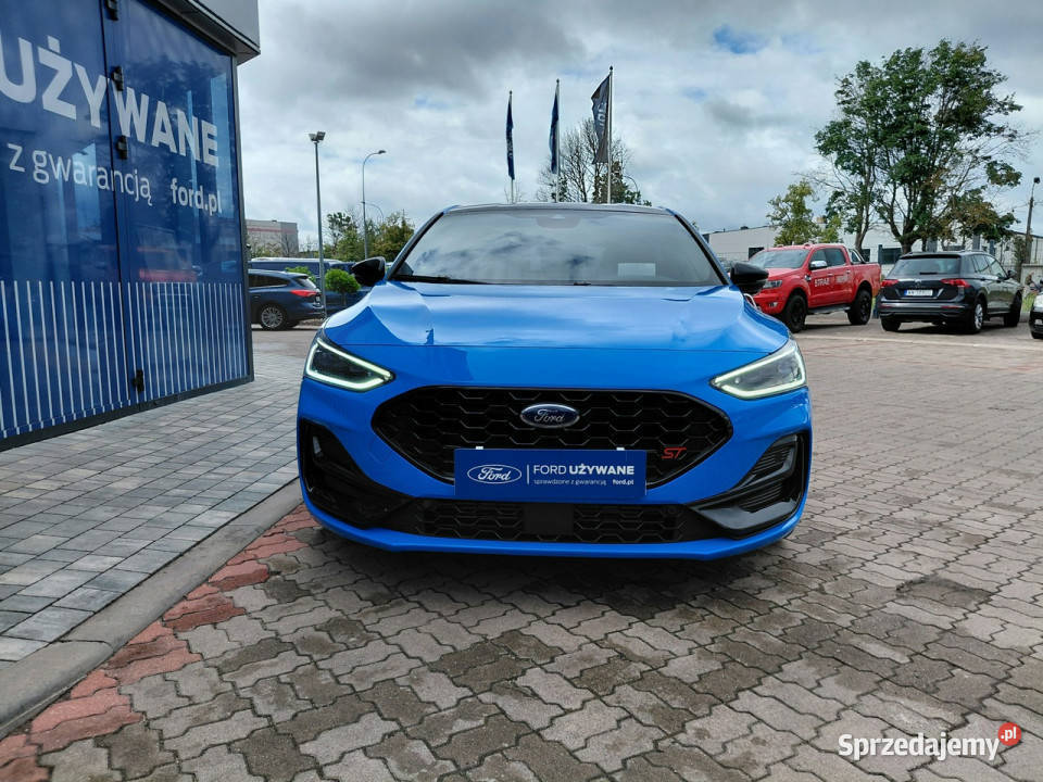 Ford Focus ST XEdition 23 EcoBoost 280 M6 Ford wielofunkcyjna kierownica
