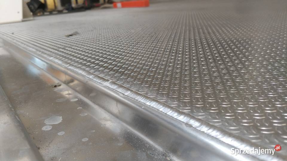 Spawanie kątowników przypodłogowych aluminiowych Dębica