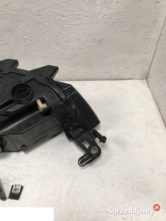 VOLKSWAGEN TROC TROC REFLEKTOR PRAWY FULL LED Kozubszczyzna