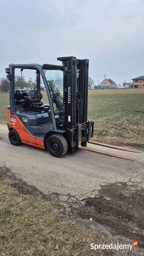 Wózek widłowy Toyota 028FGF 18 Triplex 2021r Jakubów